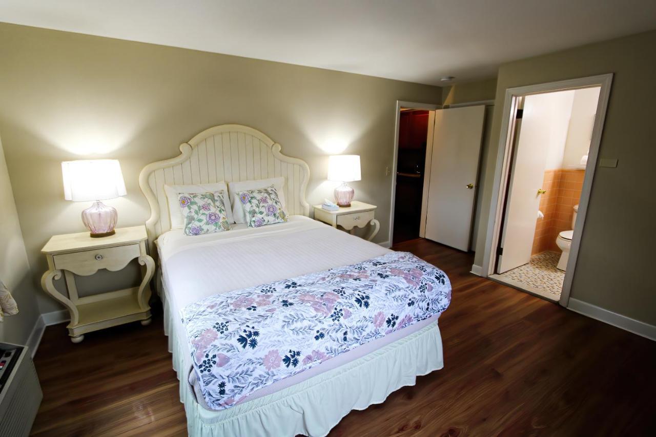 Colonial Inn Seekonk Exterior photo